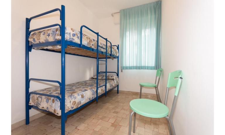 appartamenti PATRIZIA: C6 - camera con letto a castello (esempio)