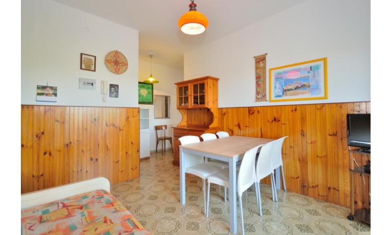 appartamenti CA CIVIDALE: B4 - soggiorno (esempio)