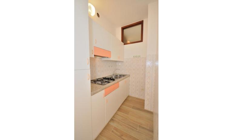 appartamenti CA CIVIDALE: B4 - angolo cottura (esempio)