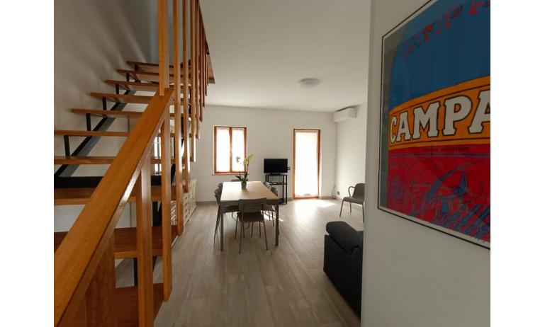 appartamenti VILLAGGIO GIARDINO: C6/VSI - soggiorno (esempio)