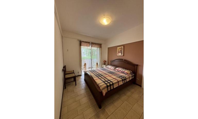 residence SELENIS: C7 - camera matrimoniale (esempio)