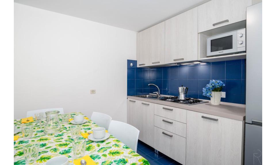 villaggio SOLE B: C6/1V - angolo cottura (esempio)