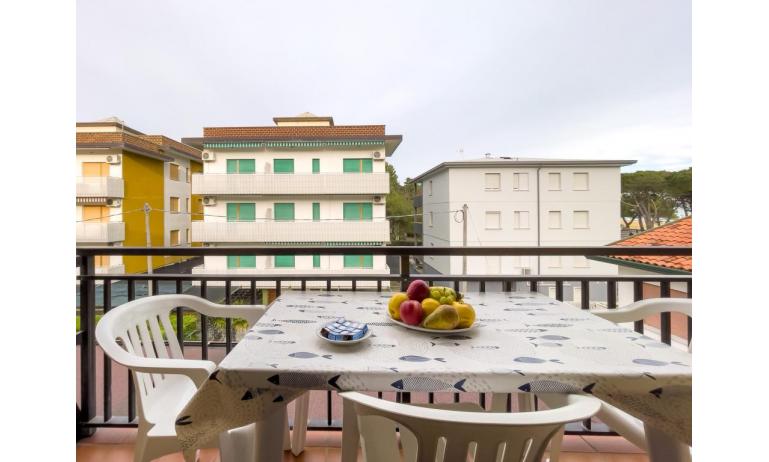 appartamenti VILLA FIORE CARINZIA: B4/2B - balcone (esempio)