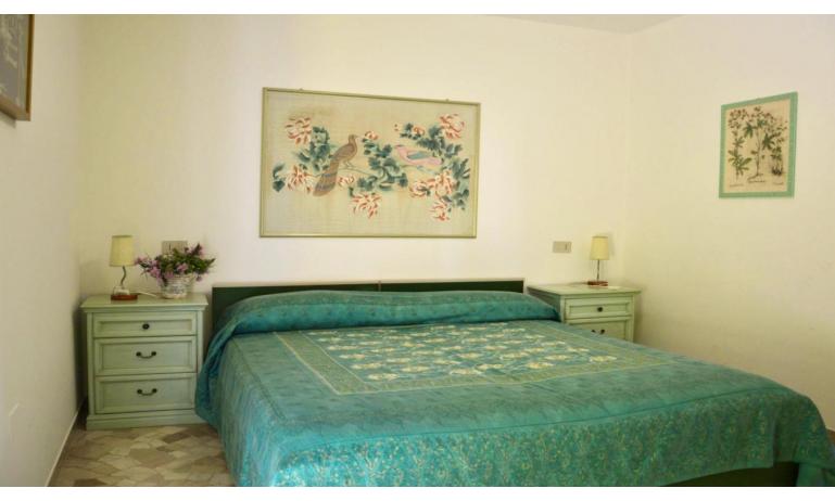 villa DOLCE DIDI: C6 - camera matrimoniale (esempio)