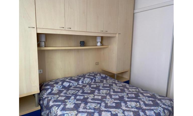 appartamenti LAURA: B4/S0 - camera (esempio)