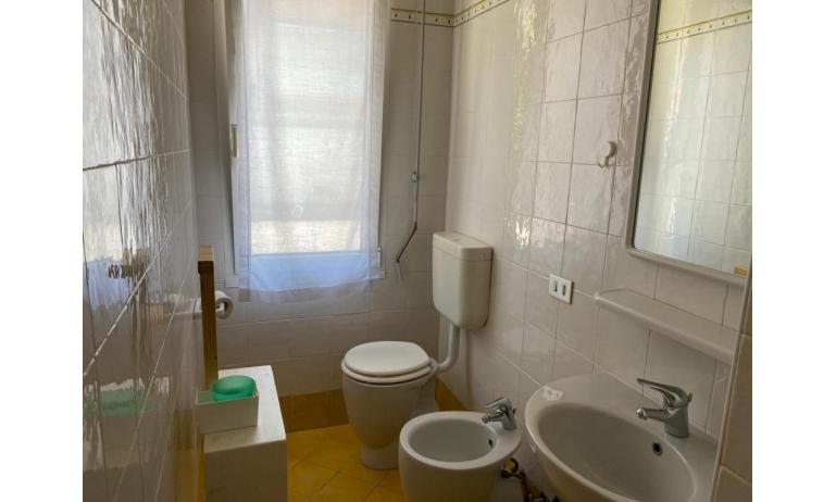 appartamenti LAURA: B4/S0 - bagno (esempio)