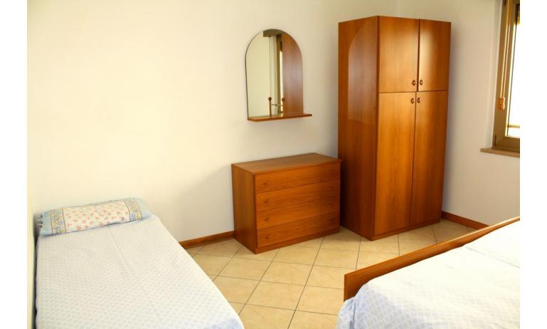 appartamenti VILLA NODARI: D8 - camera tripla (esempio)