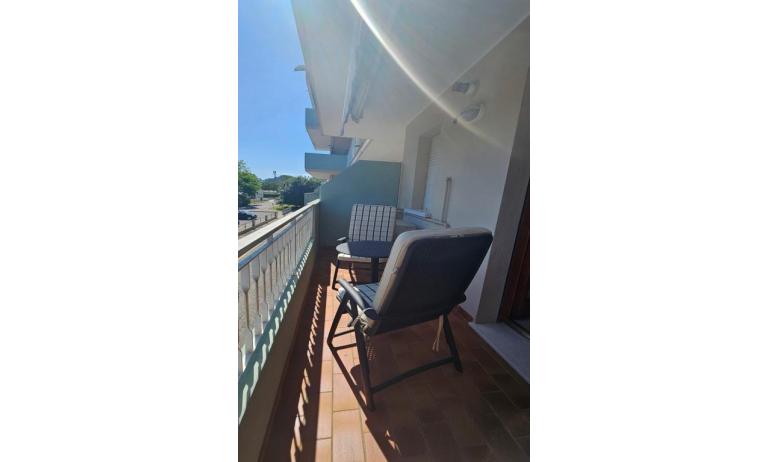 residence LIVENZA: A4/11 - balcone (esempio)