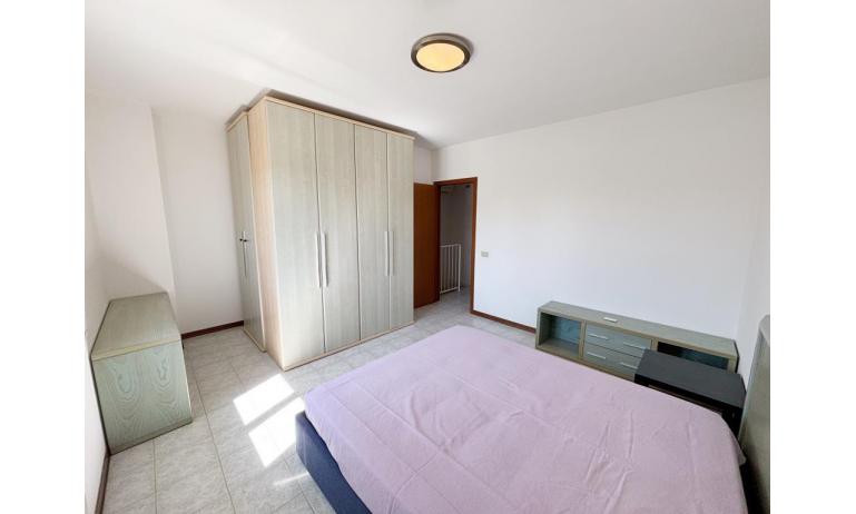 residence ALBATROS: C7/V - camera matrimoniale (esempio)