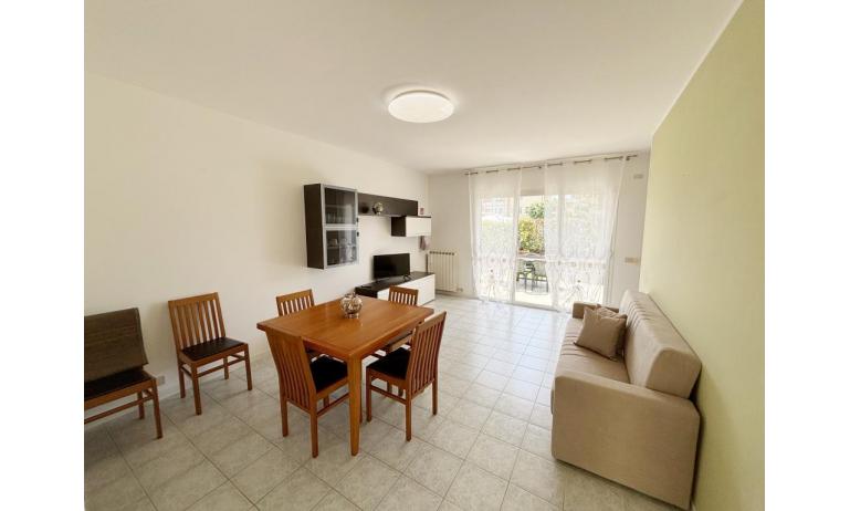 residence ALBATROS: C7/V - soggiorno (esempio)