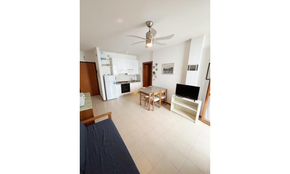 Residence RIVIERA: B6 - Wohnzimmer (Beispiel)