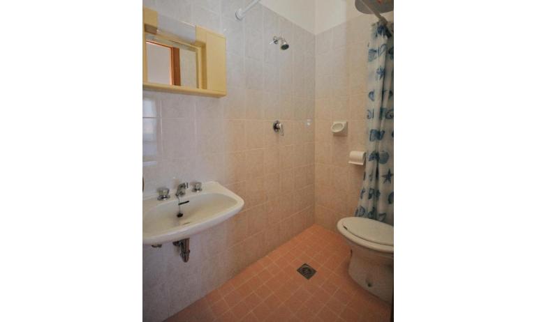 appartament ATOLLO: B4 - salle de bain (exemple)