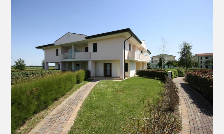 residence GIARDINI DI ALTEA: B5/V - external view (example)