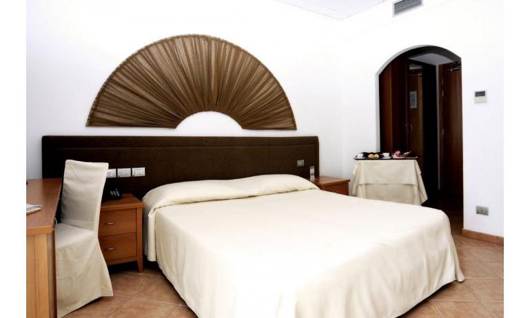 hôtel REX: Classic - chambre à coucher double (exemple)
