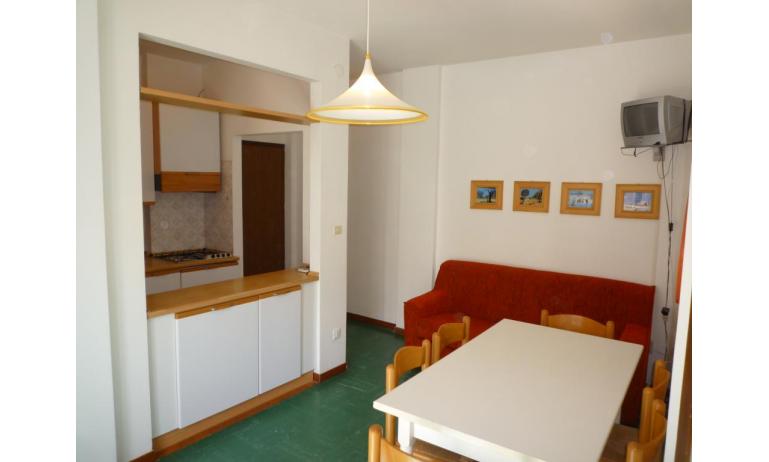 apartments MINI-JET: B4 - kitchenette (example)