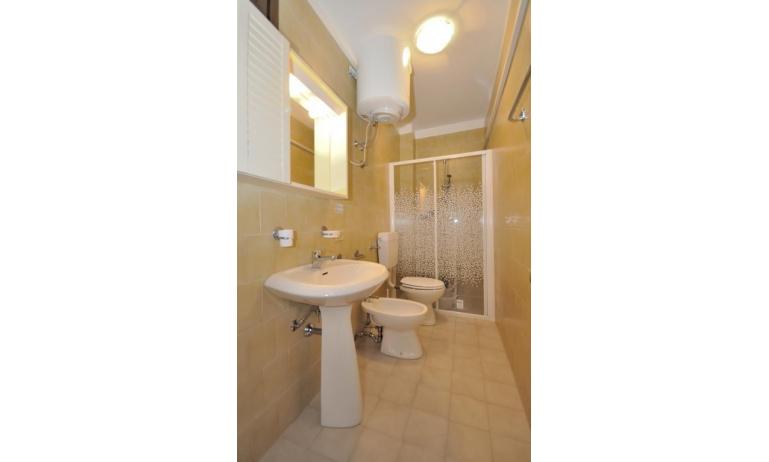 appartamenti MONACO: B5 - bagno (esempio)