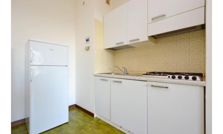 apartments MARINA PORTO: B4 - kitchenette (example)