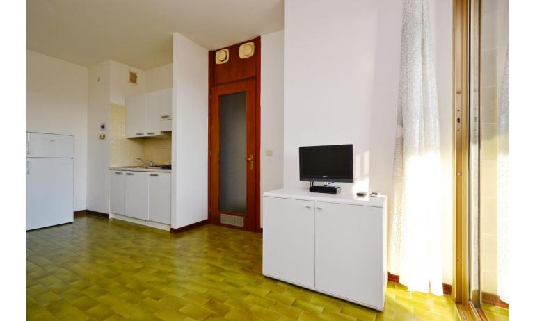 appartamenti MARINA PORTO: B4 - soggiorno (esempio)