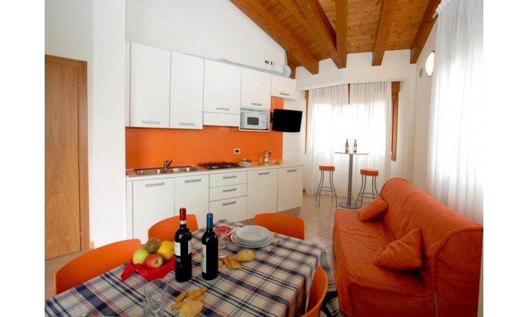 residence ROBERTA: C7 - divano letto doppio (esempio)