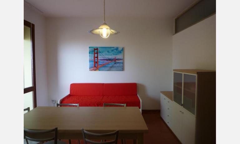 appartamenti GIARDINO: B5 - soggiorno (esempio)