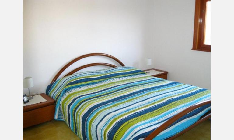 appartamenti BELLOSGUARDO: C6 - camera matrimoniale (esempio)