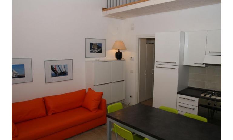 Residence MEDITERRANEE: C5 - Wohnzimmer (Beispiel)