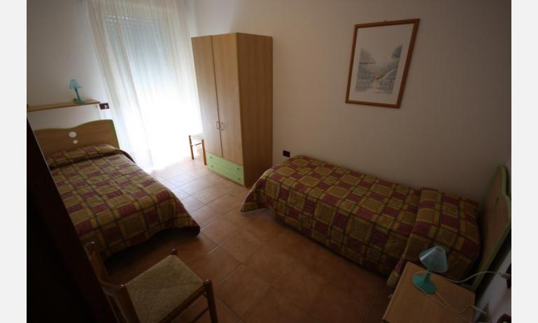 residence LIDO DEL SOLE: C7 - twin room (example)