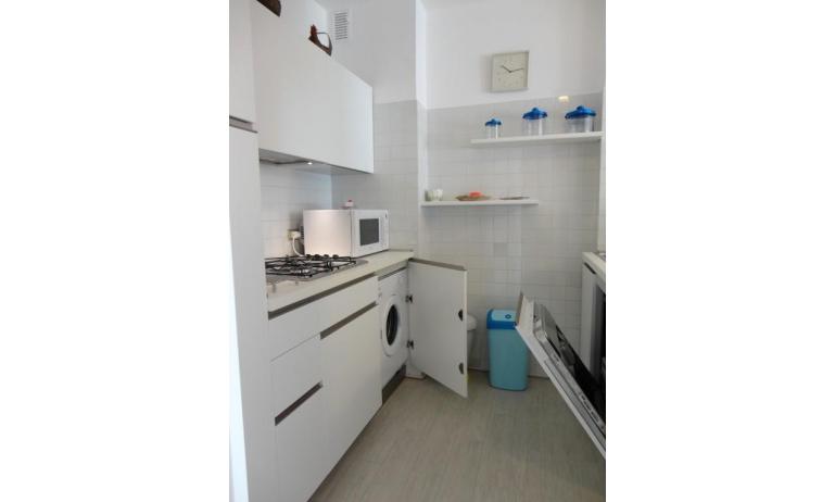 apartments MIRAMARE: C8/2-8 - kitchenette (example)