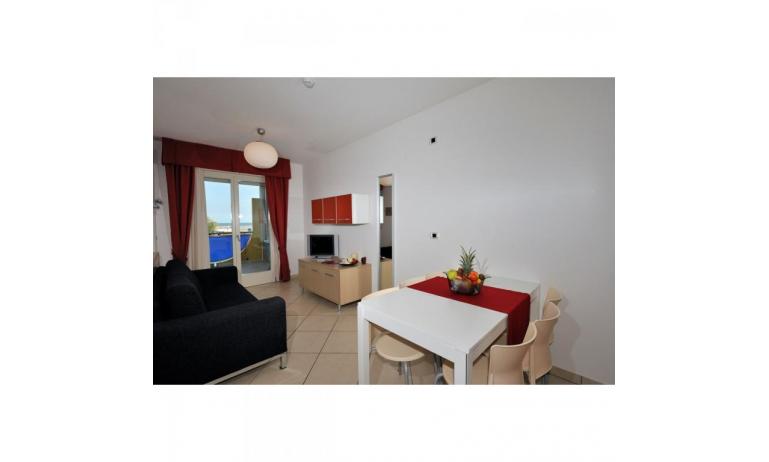 aparthotel ASHANTI: B4 Beach - living room (example)