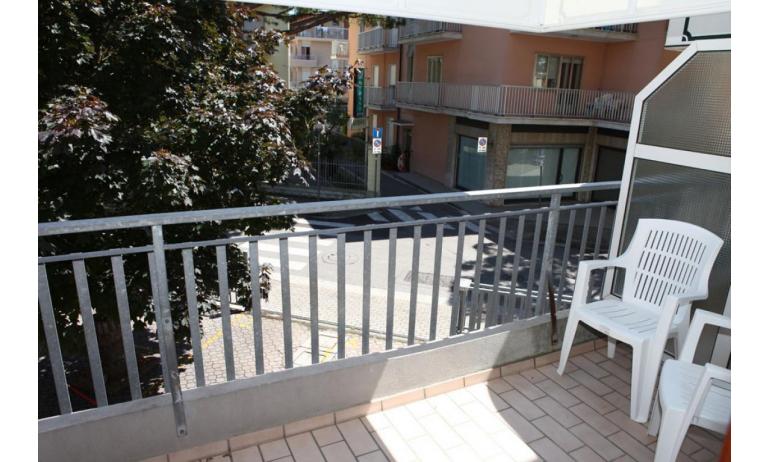 Ferienwohnungen MINERVA: B5 - Balkon (Beispiel)