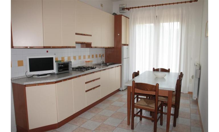 appartamenti MINERVA: B5 - cucina (esempio)